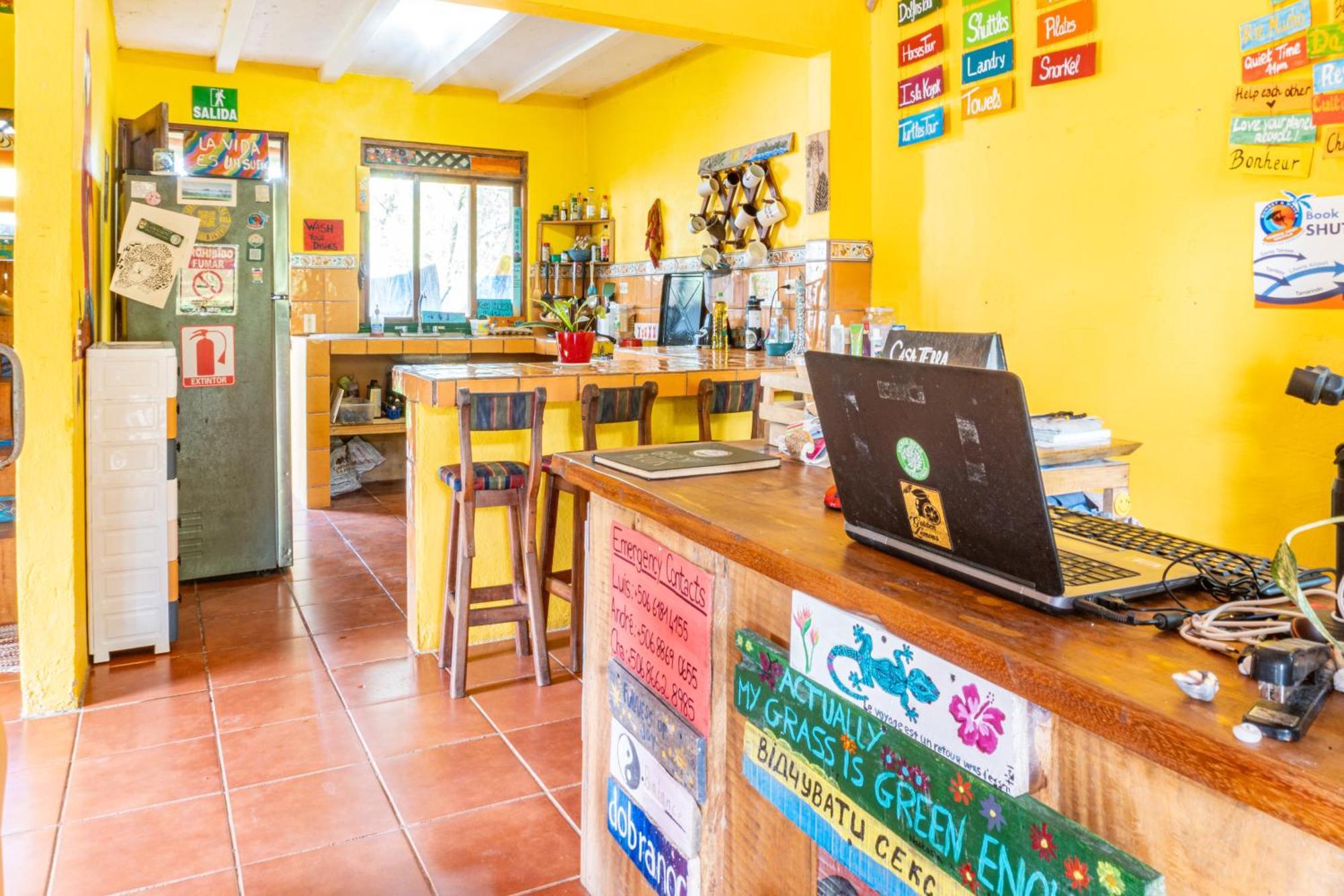 Casa Terra Hostel Sámara Extérieur photo